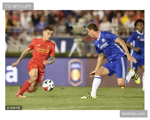 铲球规则详解:合法判罚条件与犯规界限解析 铲球规则详解:合法判罚条件与犯规界限解析